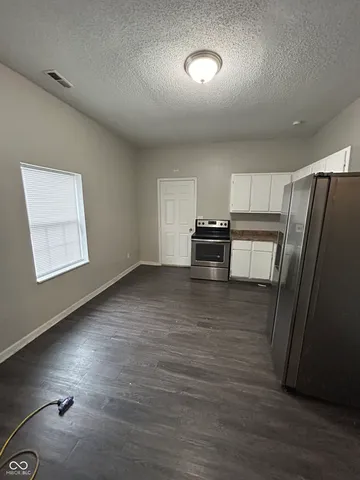 $1,700 | 14 North Euclid Avenue, Indianapolis, IN 46201