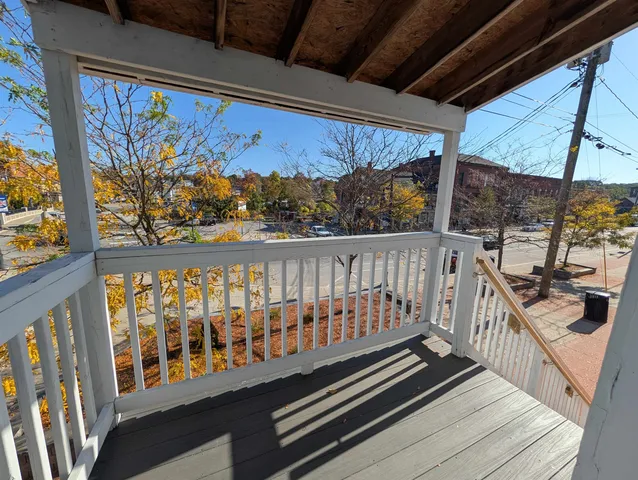 $1,695 | 3 Market Street, Unit 2, Somersworth, NH 03878