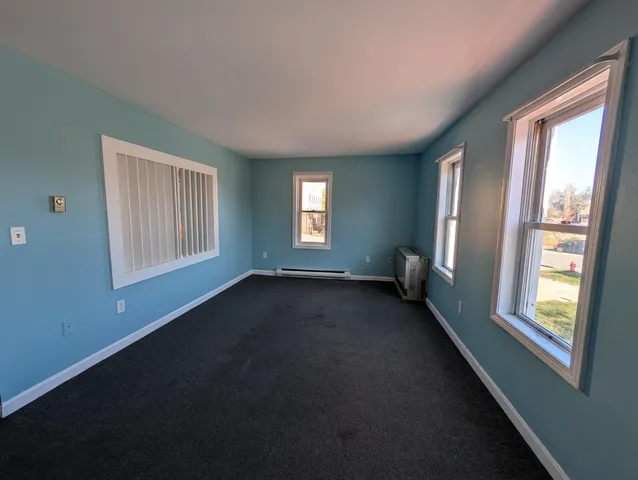 $1,695 | 3 Market Street, Unit 2, Somersworth, NH 03878