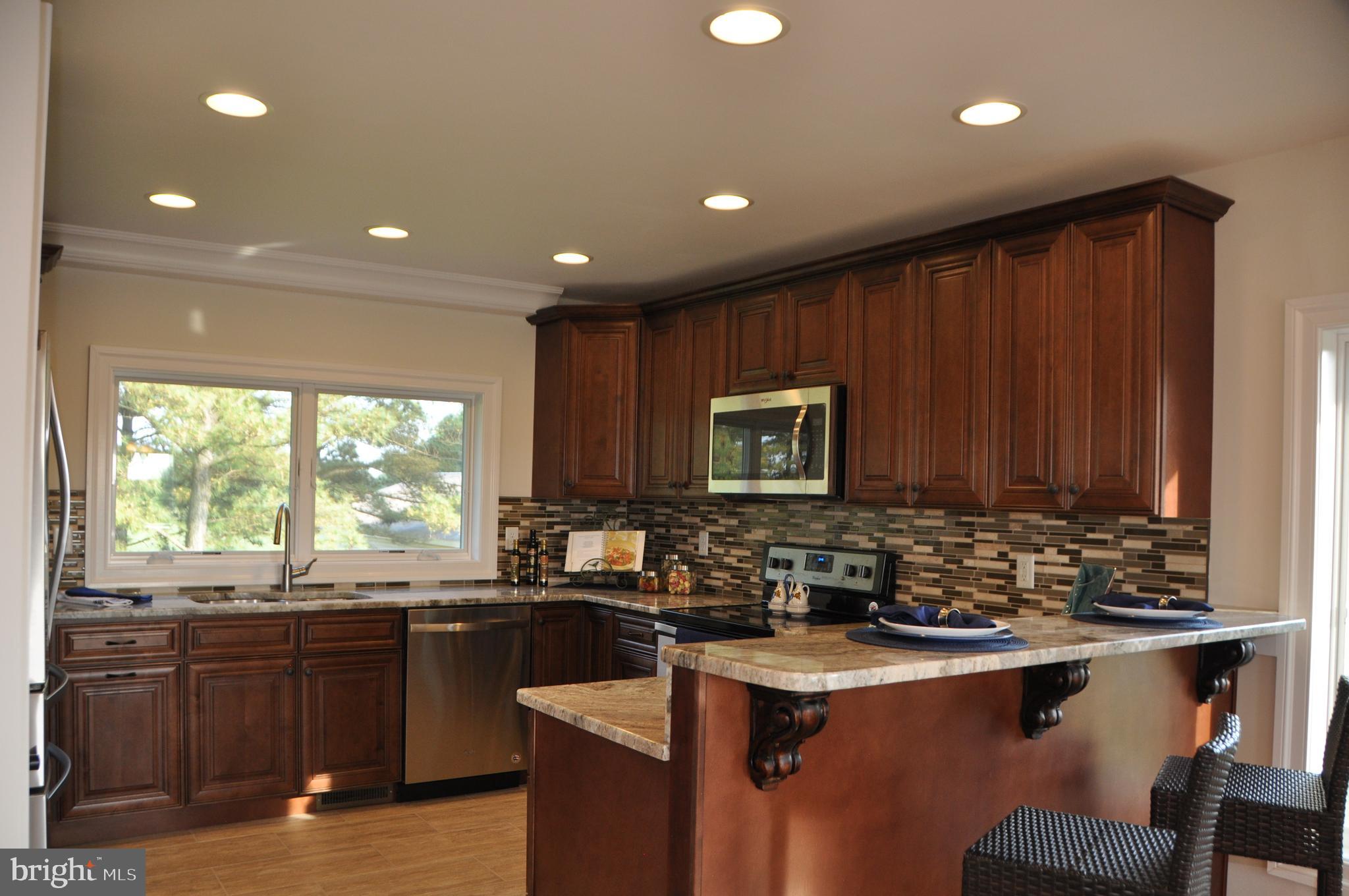 7325 Kent Point Road Stevensville, MD 21666 - Photo 4 of 39 Gallery Image 4