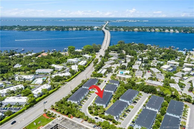 $489,000 | 1806 Southeast Ocean Cove Way, Stuart, FL 34996