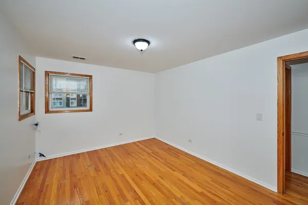 $2,300 | 6780 West Forest Preserve Drive, Unit 2, Harwood Heights, IL 60706