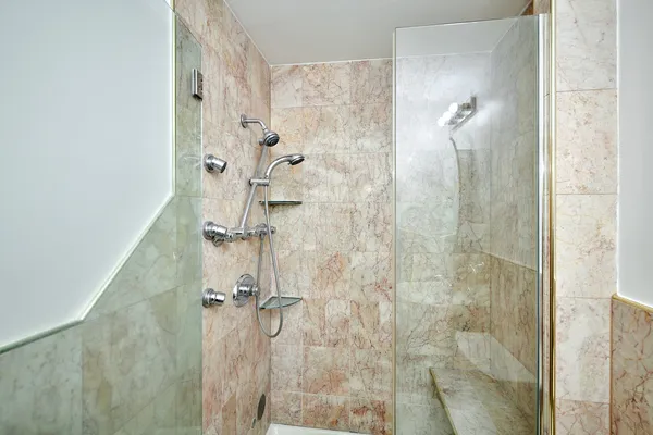 $2,300 | 6780 West Forest Preserve Drive, Unit 2, Harwood Heights, IL 60706