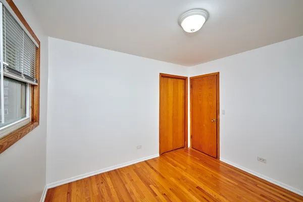 $2,300 | 6780 West Forest Preserve Drive, Unit 2, Harwood Heights, IL 60706