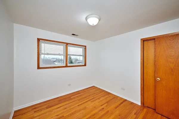 $2,300 | 6780 West Forest Preserve Drive, Unit 2, Harwood Heights, IL 60706