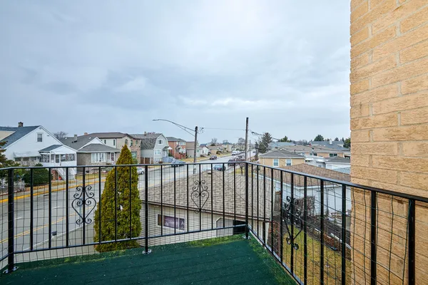 $2,300 | 6780 West Forest Preserve Drive, Unit 2, Harwood Heights, IL 60706