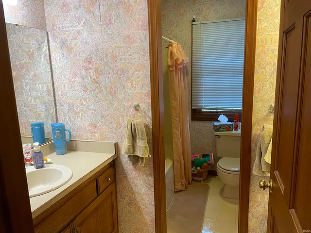 $379,900 | 12562 Hillside Drive, Plymouth, IN 46563