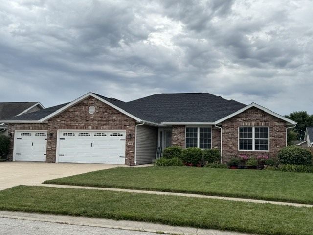 318 Piazza Lane Chatham, IL 62629 - Photo 1 of 43