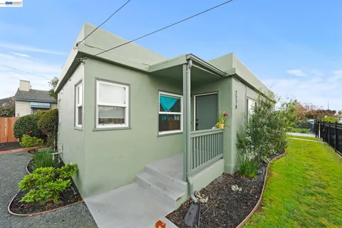 $688,000 | 2178-2174 107th Avenue, Oakland, CA 94603