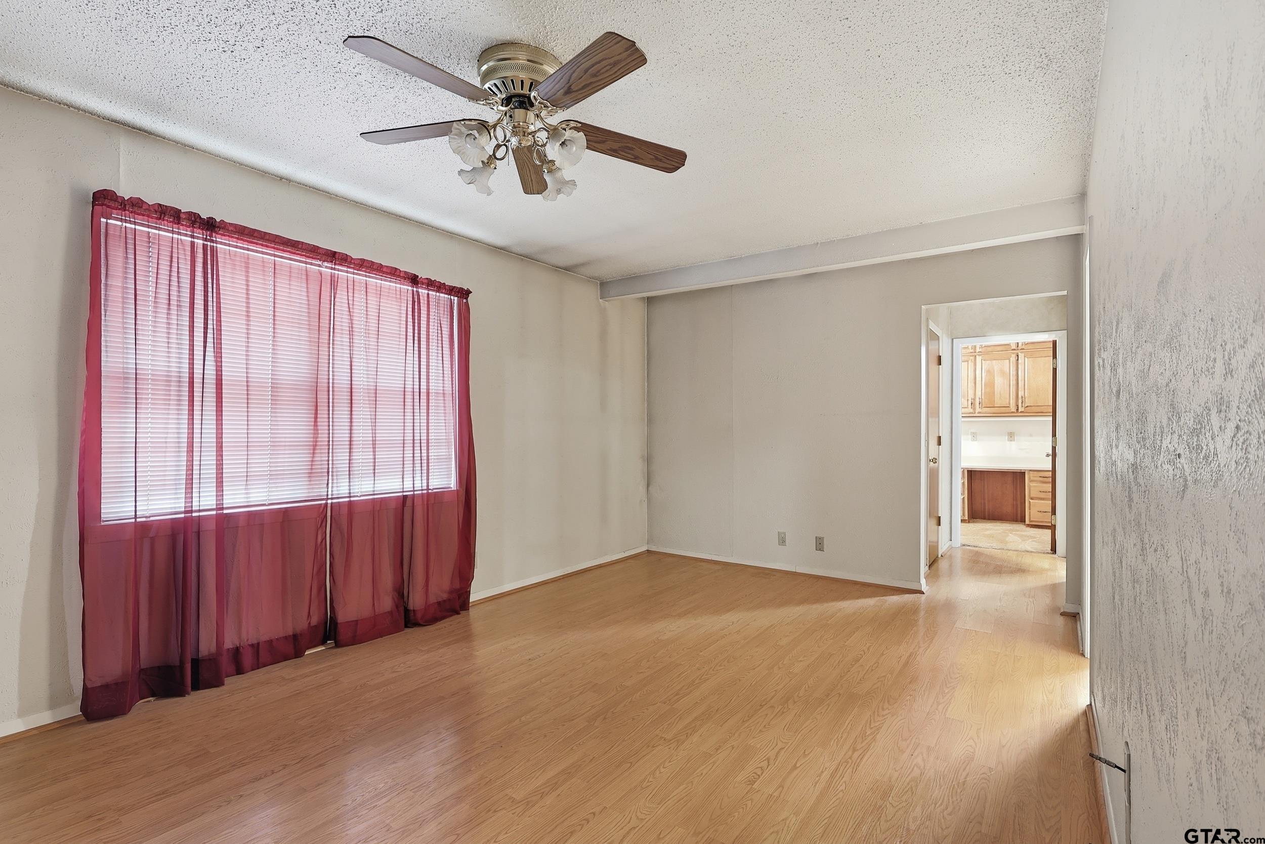 135 46th Street Southwest Paris, TX 75460 - Photo 21 of 39