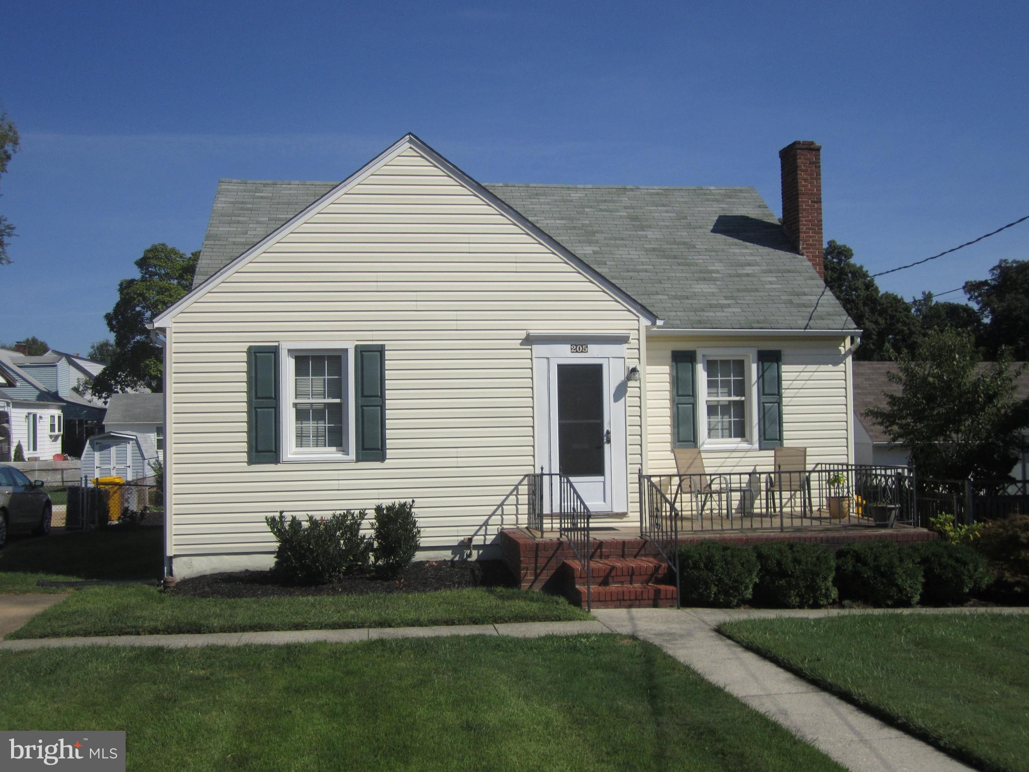 205 Twin Oaks Road Linthicum, MD 21090 - Photo 1 of 33