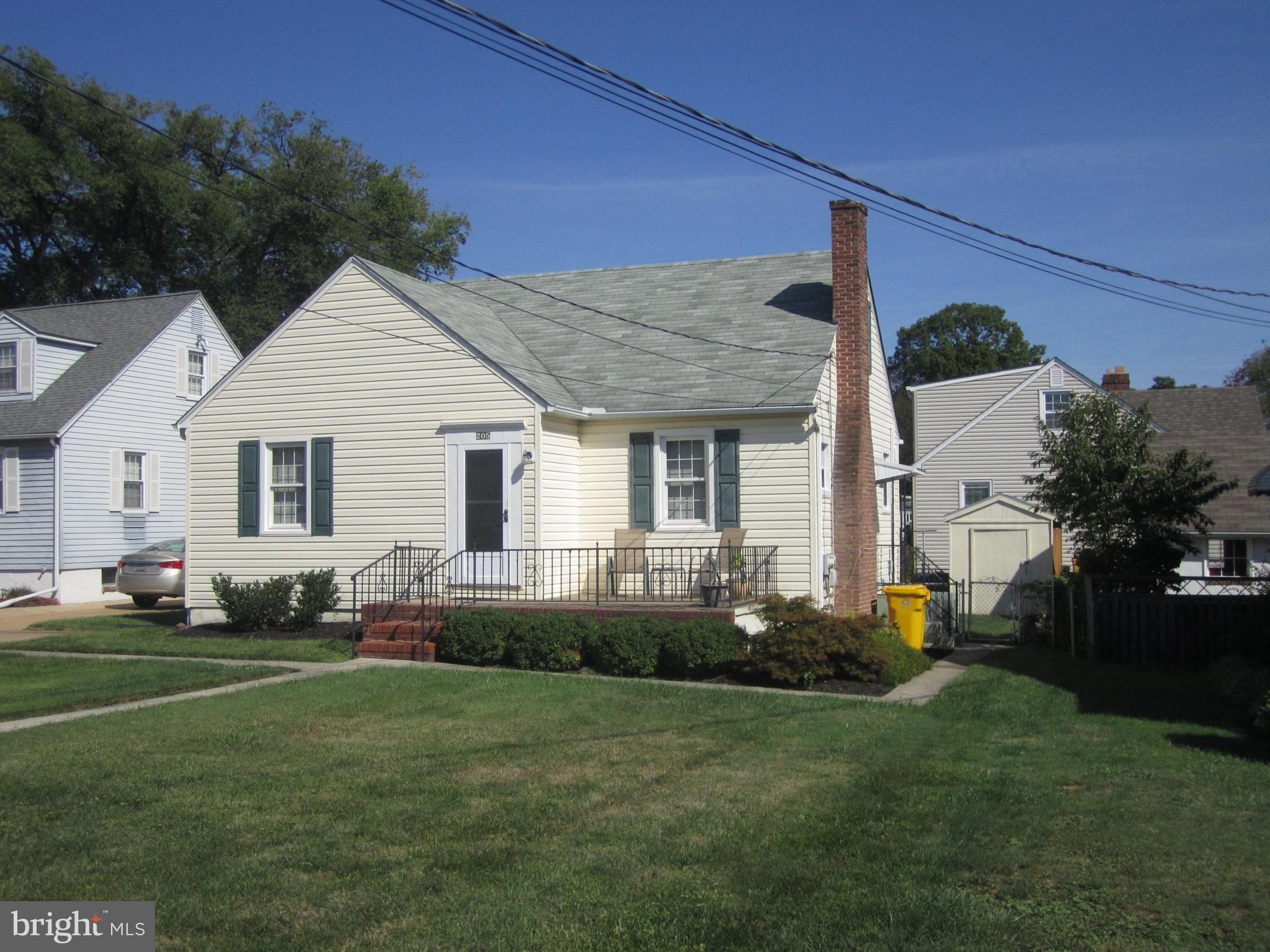 205 Twin Oaks Road Linthicum, MD 21090 - Photo 4 of 33