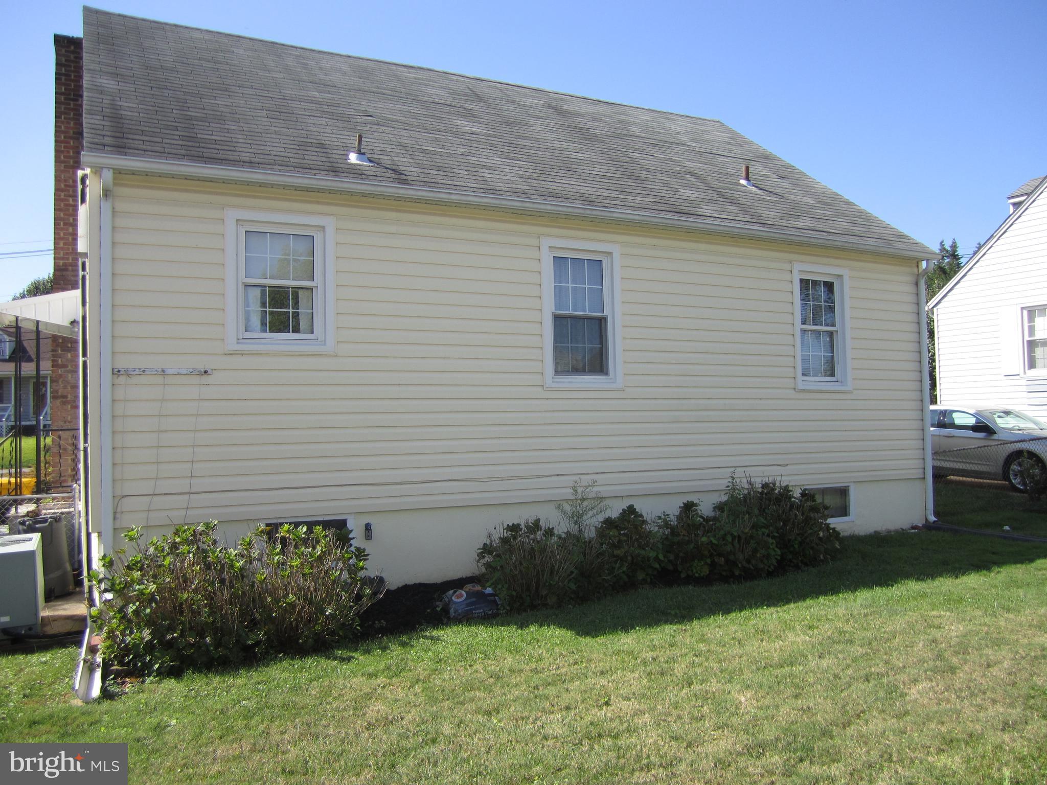 205 Twin Oaks Road Linthicum, MD 21090 - Photo 32 of 33