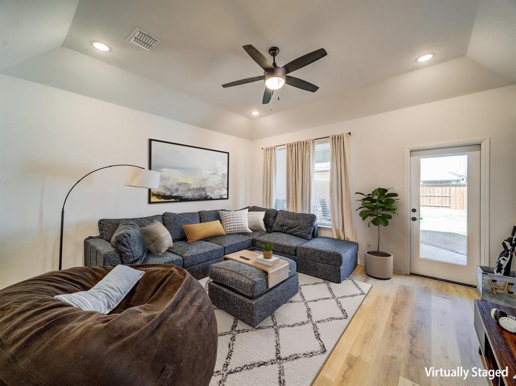 1820 Temple Hills Van Alstyne, TX 75495 - Photo 6 of 34