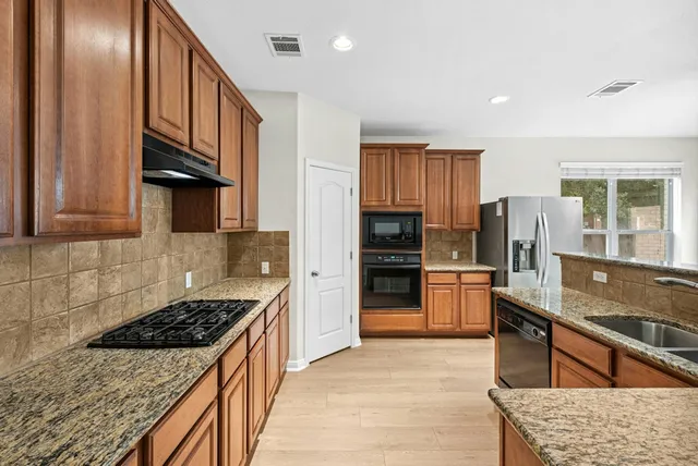 $2,700 | 903 Fork Ridge Path, Round Rock, TX 78665