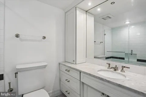 $499,900 | 4601 North Park Avenue, Unit 1118, Chevy Chase, MD 20815