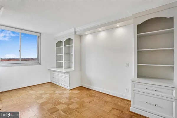 $499,900 | 4601 North Park Avenue, Unit 1118, Chevy Chase, MD 20815