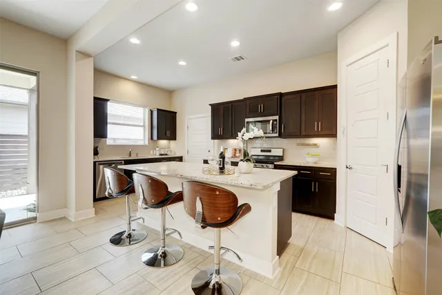 $2,800 | 1603 Arcilla Street, Austin, TX 78741