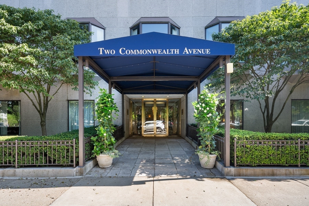 2 Commonwealth Avenue, Unit 11BCD Boston, MA 02116 - Photo 35 of 39 a view of a house with a small yard