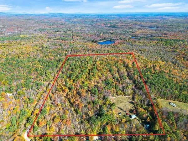 $288,800 | 331 Beans Corner Road, New Sharon, ME 04955