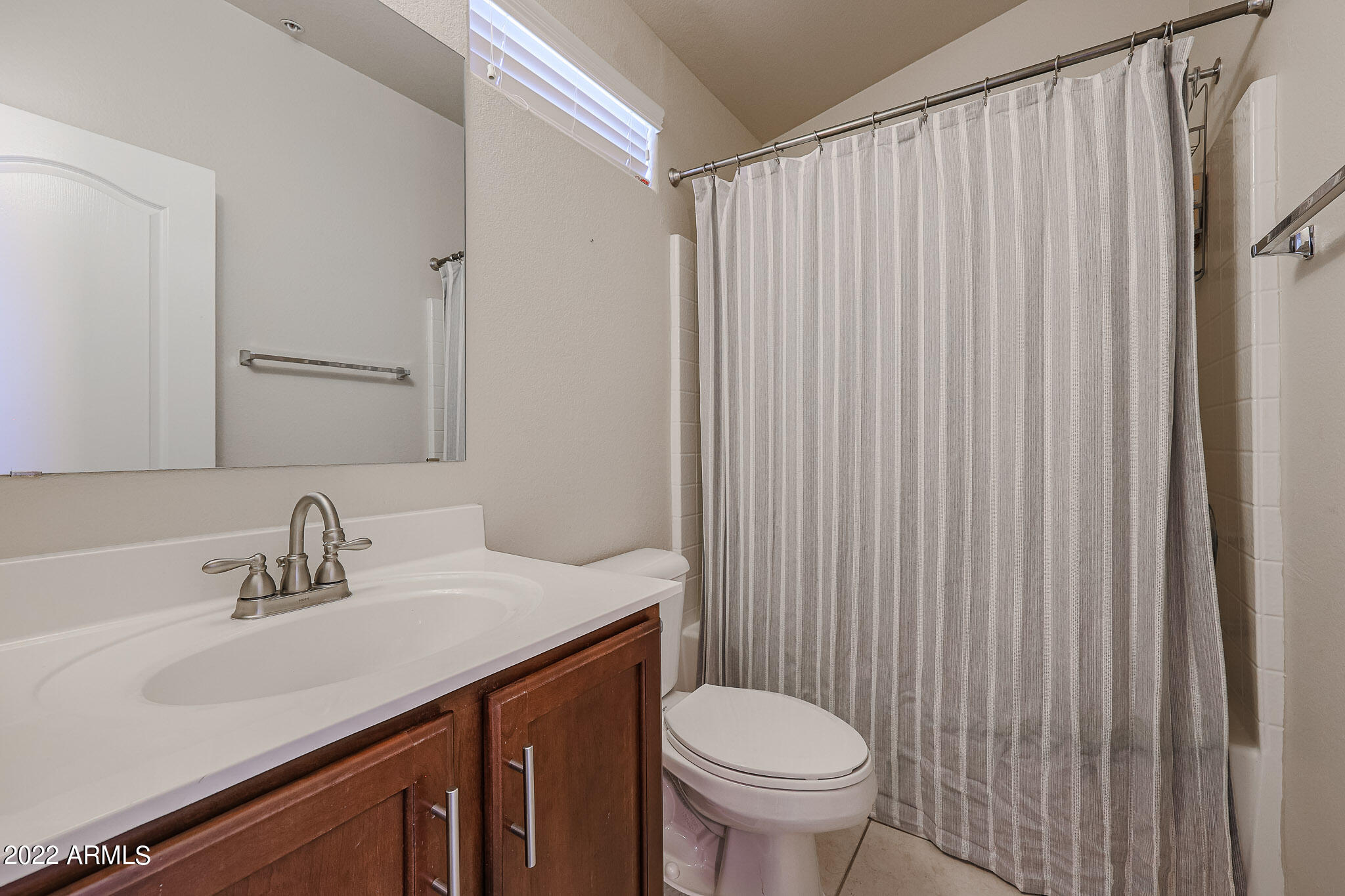 2727 North Price Road, Unit 57 Chandler, AZ 85224 - Photo 12 of 29 Full bath 2