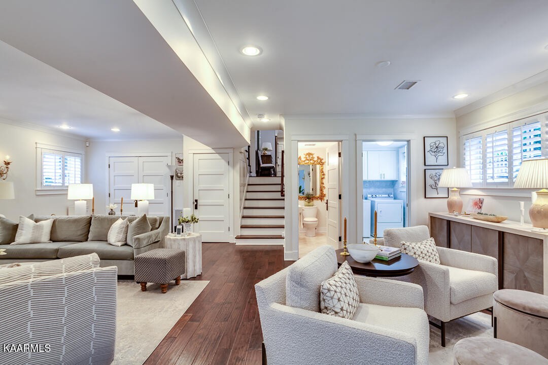 433 Smith Road Knoxville, TN 37934 - Photo 16 of 42 a living room with furniture and wooden floor