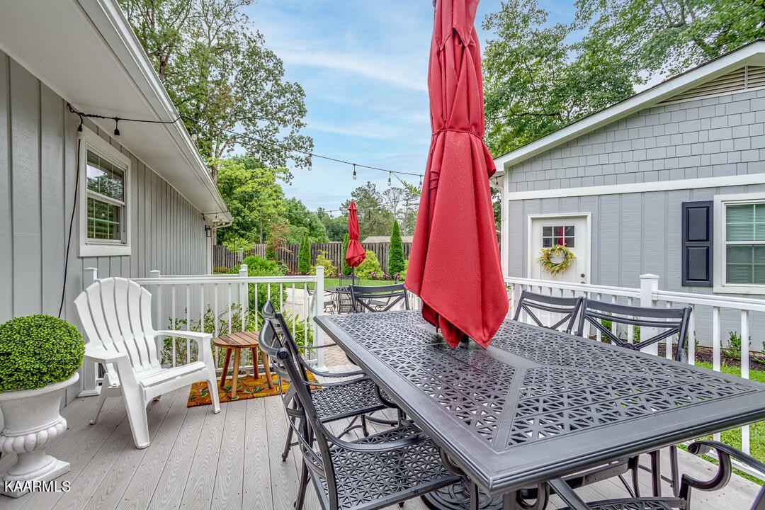 433 Smith Road Knoxville, TN 37934 - Photo 35 of 42 a view of a house with backyard and sitting area