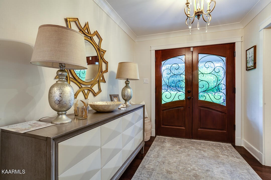 433 Smith Road Knoxville, TN 37934 - Photo 6 of 42 a view of living room with a window and furniture