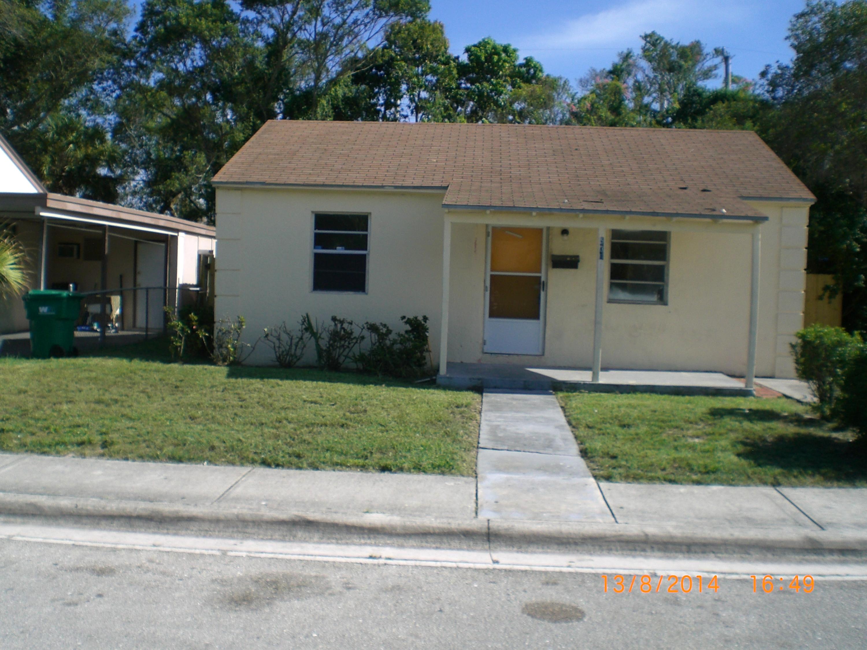 539 West 2nd Street Riviera Beach, FL 33404 - Photo 1 of 5 Front