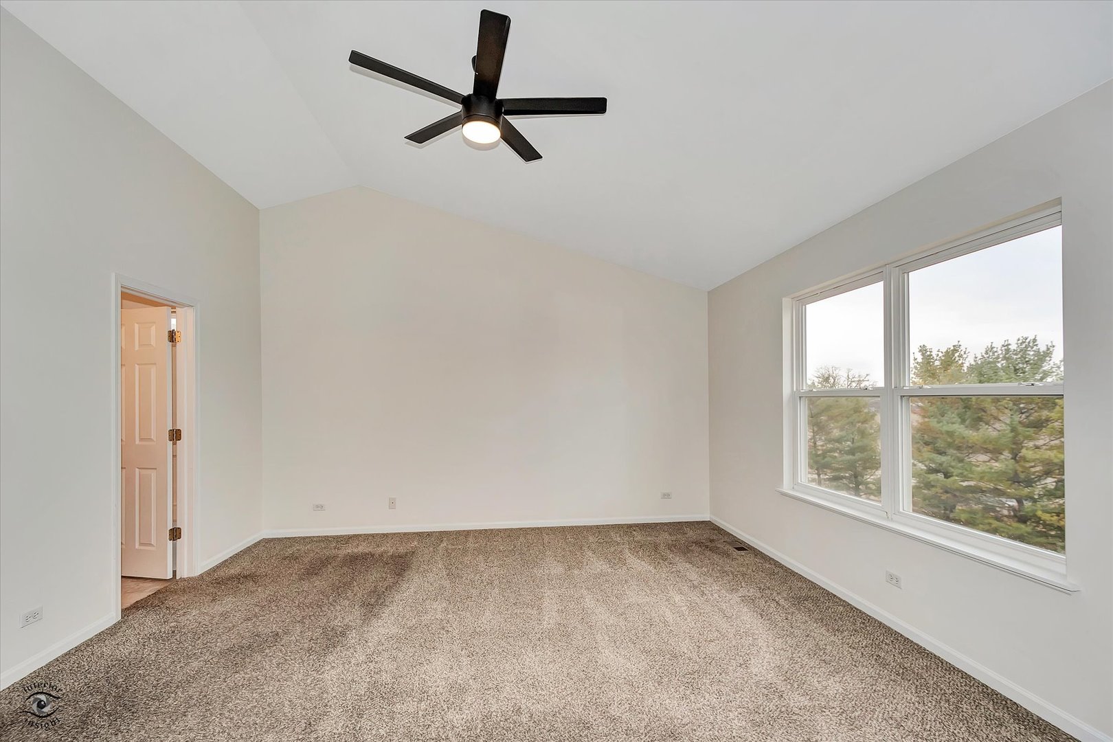 17840 Sorrel Drive Lockport, IL 60441 - Photo 20 of 27 an empty room with a window