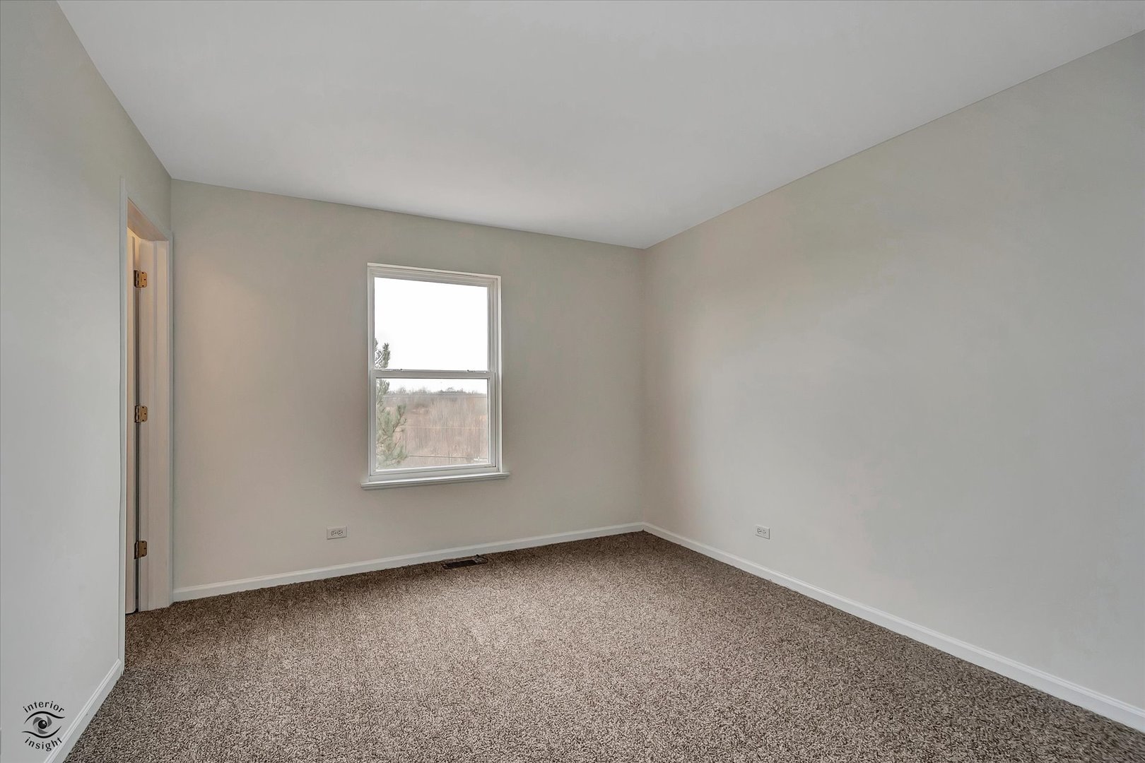 17840 Sorrel Drive Lockport, IL 60441 - Photo 24 of 27 an empty room with a window