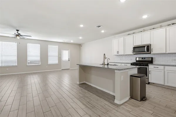 $2,500 | 14532 Jelly Pines Drive, Conroe, TX 77302