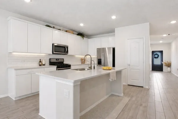 $2,500 | 14532 Jelly Pines Drive, Conroe, TX 77302