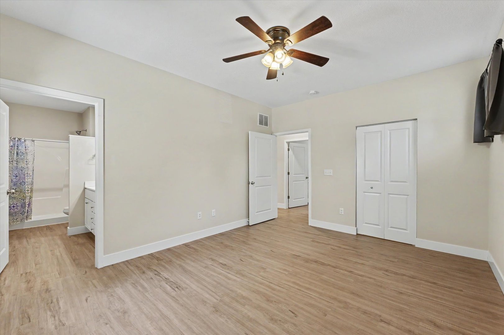 2014 Winchester Drive Champaign, IL 61821 - Photo 16 of 32