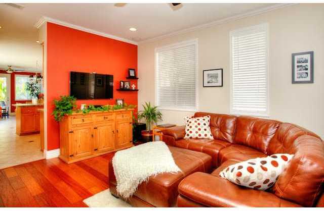 130 Channel Road Carlsbad, CA 92011 - Photo 8 of 25 Living Area