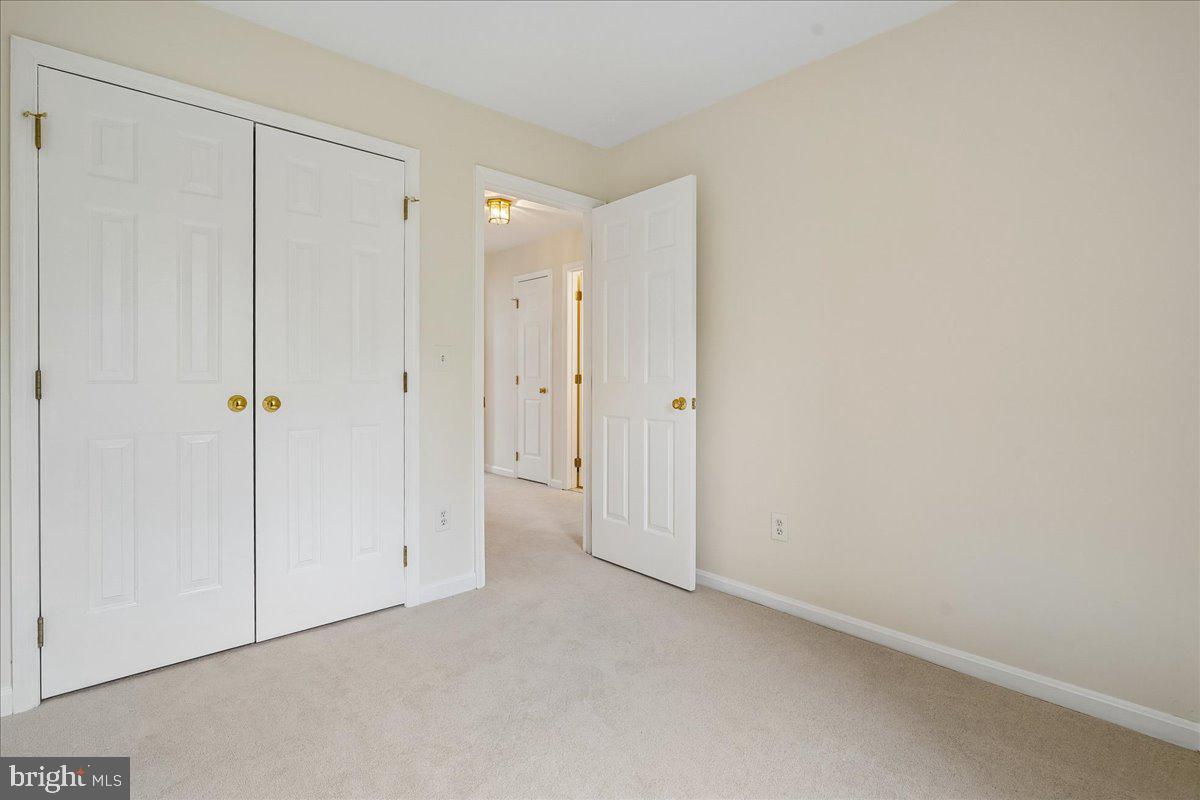 1711 Blue Flint Court Reston, VA 20190 - Photo 24 of 37