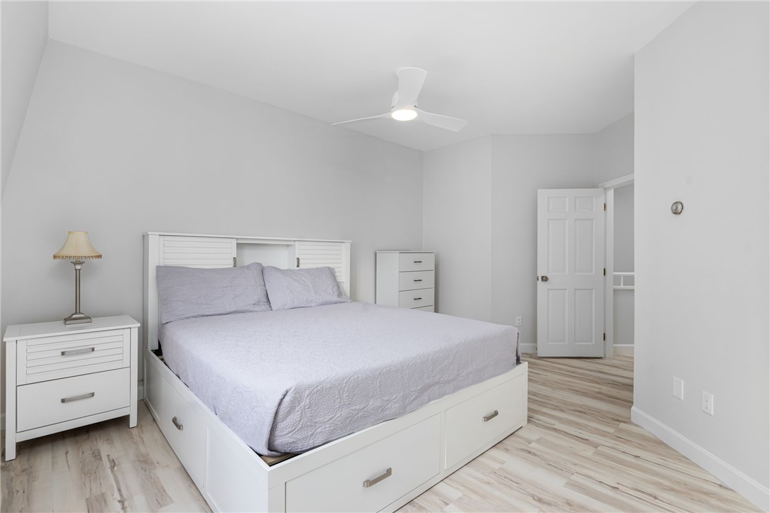 458 Thames Street, Unit B Newport, RI 02840 - Photo 27 of 39 Primary