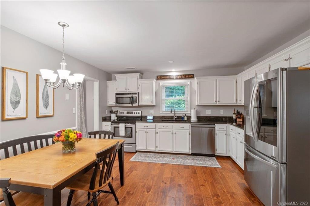 518 Neill Ridge Road Matthews, NC 28105 - Photo 9 of 34