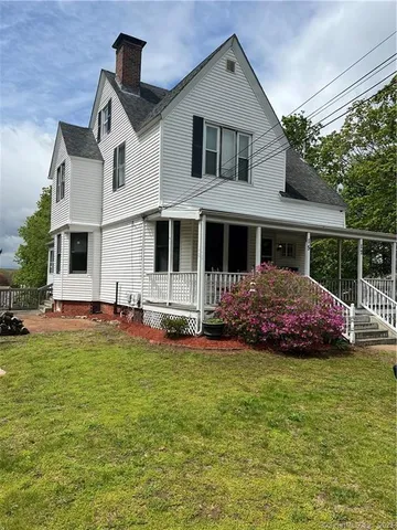 $1,600 | 15 Pleasant View Street, Jewett City, CT 06351