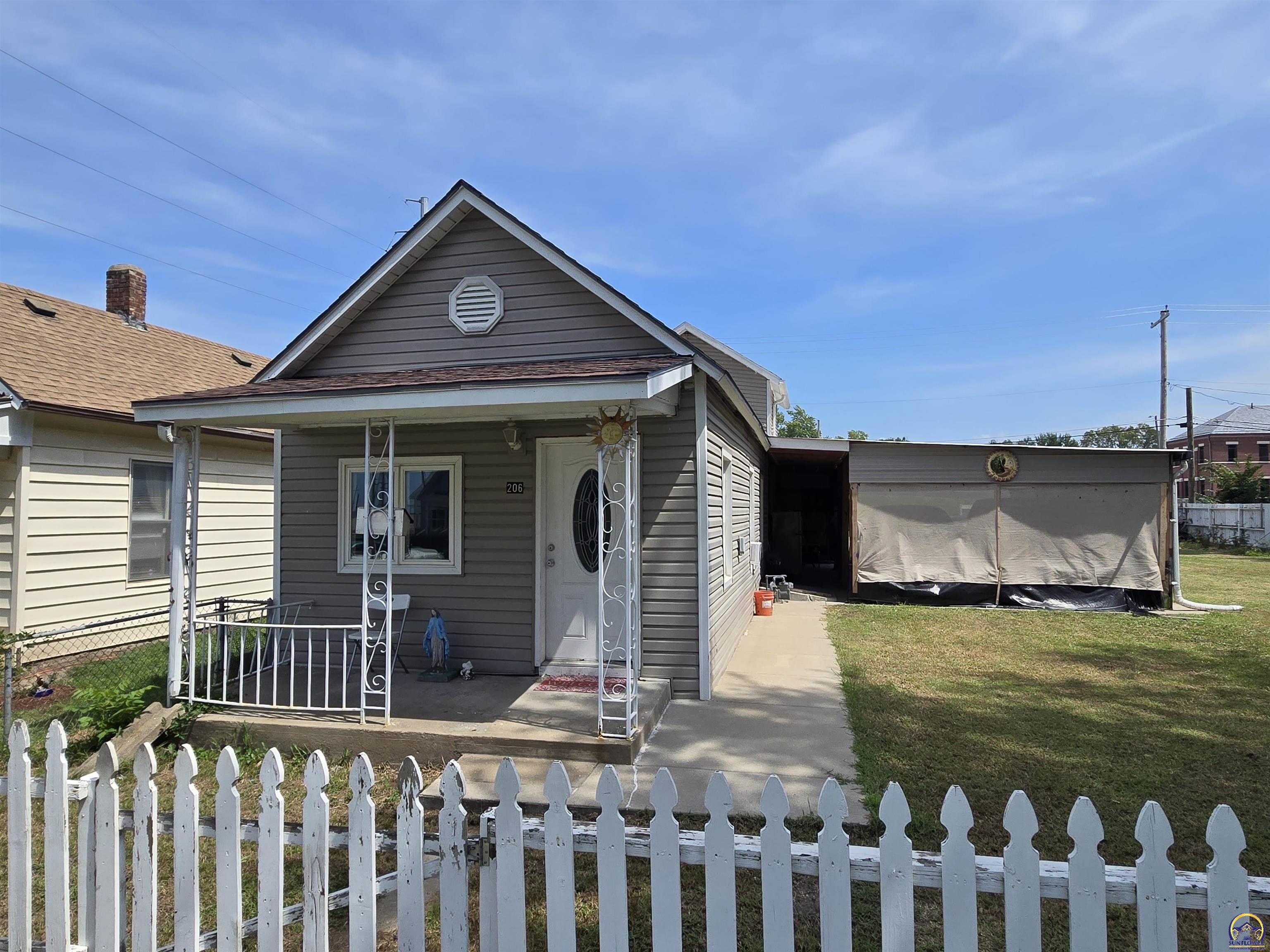 206 Southeast Klein Street Topeka, KS 66607 - Photo 1 of 1