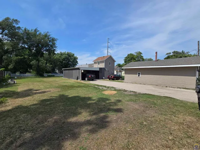 $95,000 | 206 Southeast Klein Street, Topeka, KS 66607