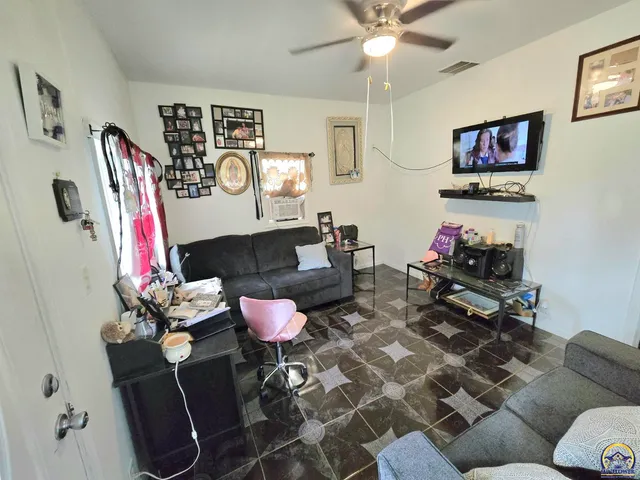 $95,000 | 206 Southeast Klein Street, Topeka, KS 66607