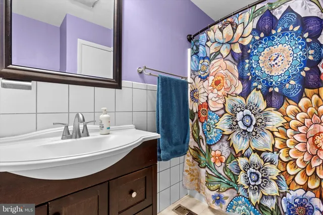 $199,000 | 650 Lopax Road, Harrisburg, PA 17112