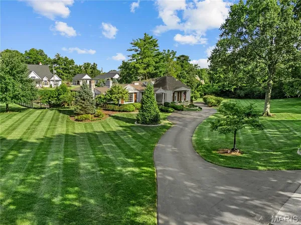 $1,995,000 | 21 Country Life Acrs, Country Life Acres, MO 63131