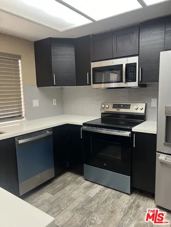 $599,900 | 14456 Foothill Boulevard, Unit 28, Sylmar, CA 91342