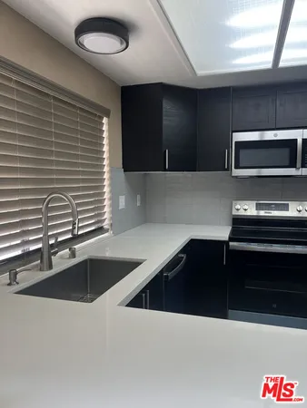 $599,900 | 14456 Foothill Boulevard, Unit 28, Sylmar, CA 91342