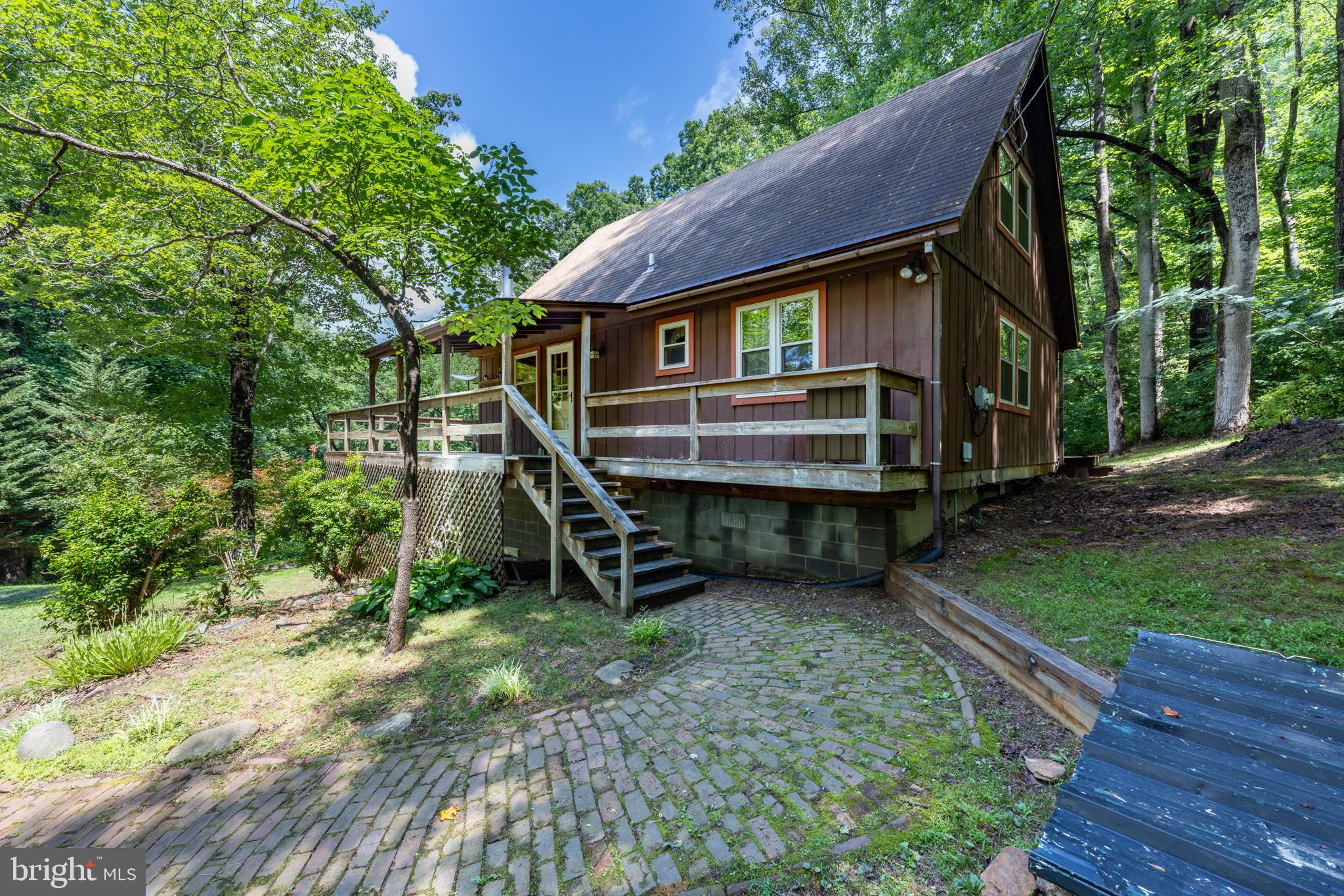 101 Middle River Rdg Road Stanardsville, VA 22973 - Photo 3 of 28