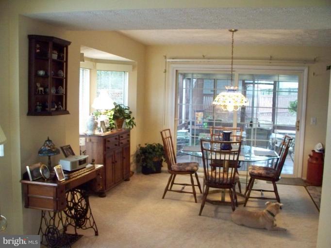 3458 Brookhaven Road Pasadena, MD 21122 - Photo 5 of 23 Dining Area