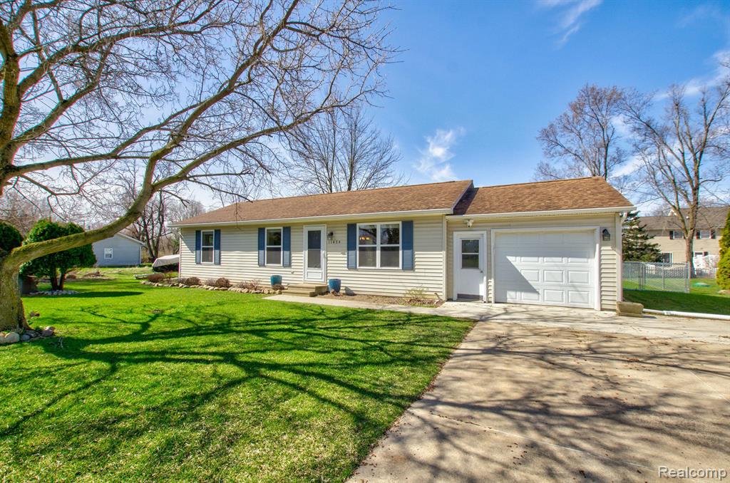 11474 Hewitt Road Brooklyn, MI 49230 - Photo 1 of 26