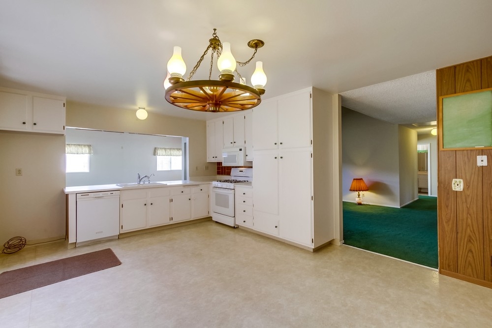14447 Mirando Street Poway, CA 92064 - Photo 8 of 18 Gallery Image 8